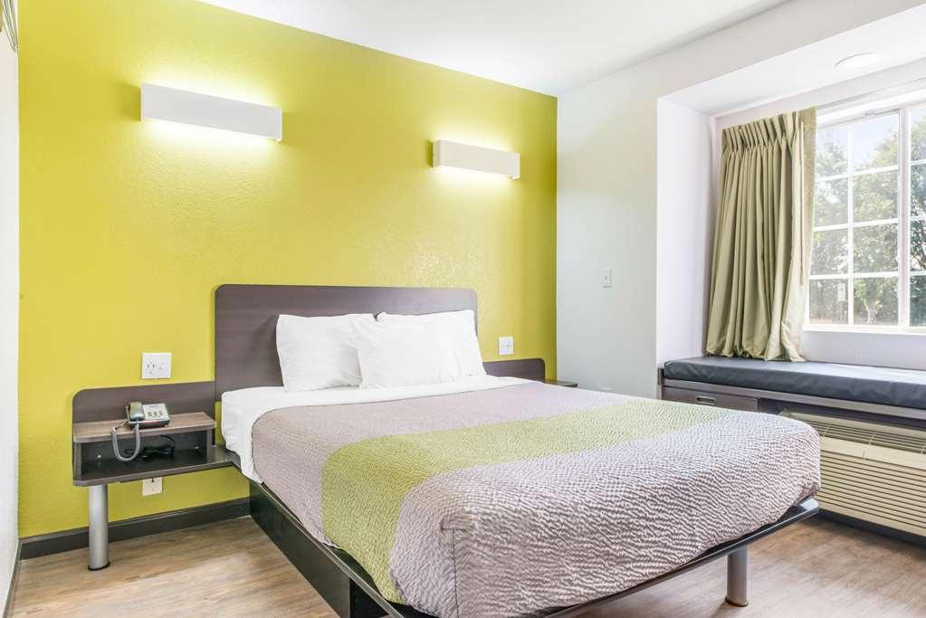 6-gastonia Charlotte I-85 Hotel 2*